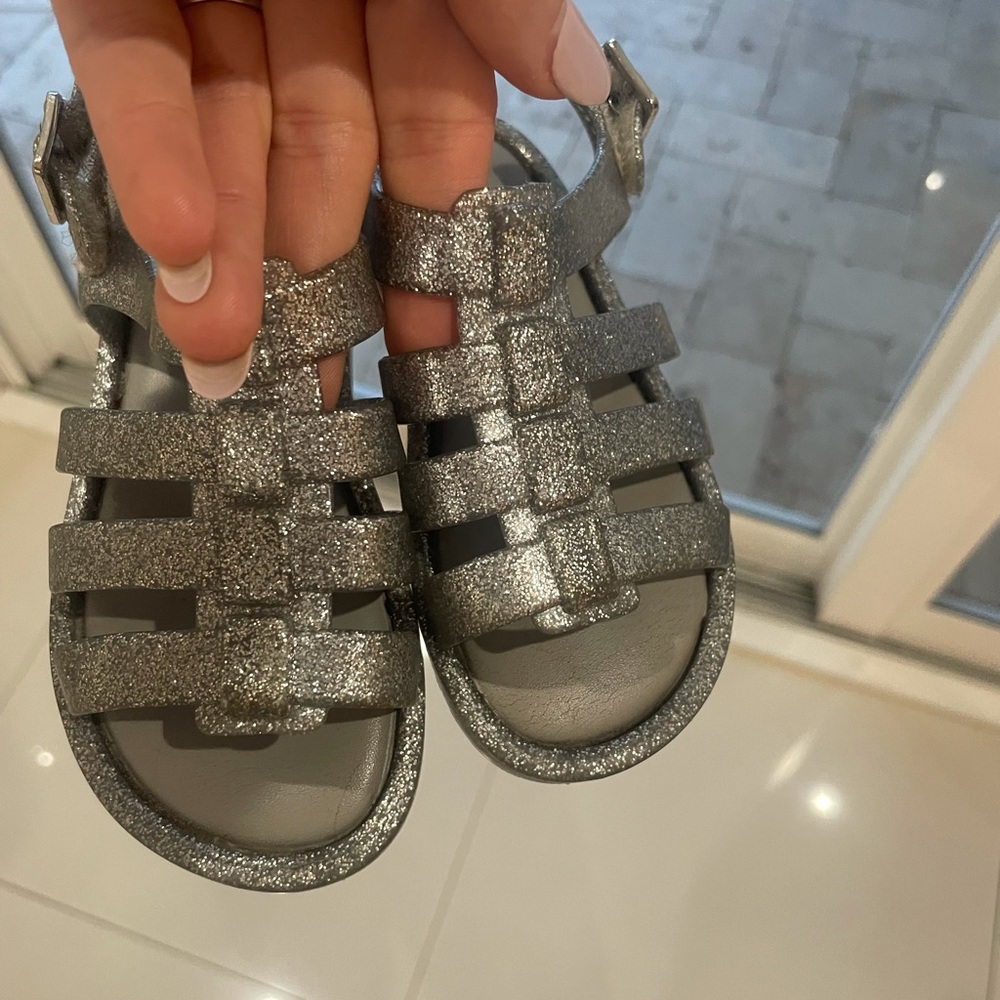 Mini Melissa Shoes. Size 8. Perfect condition.